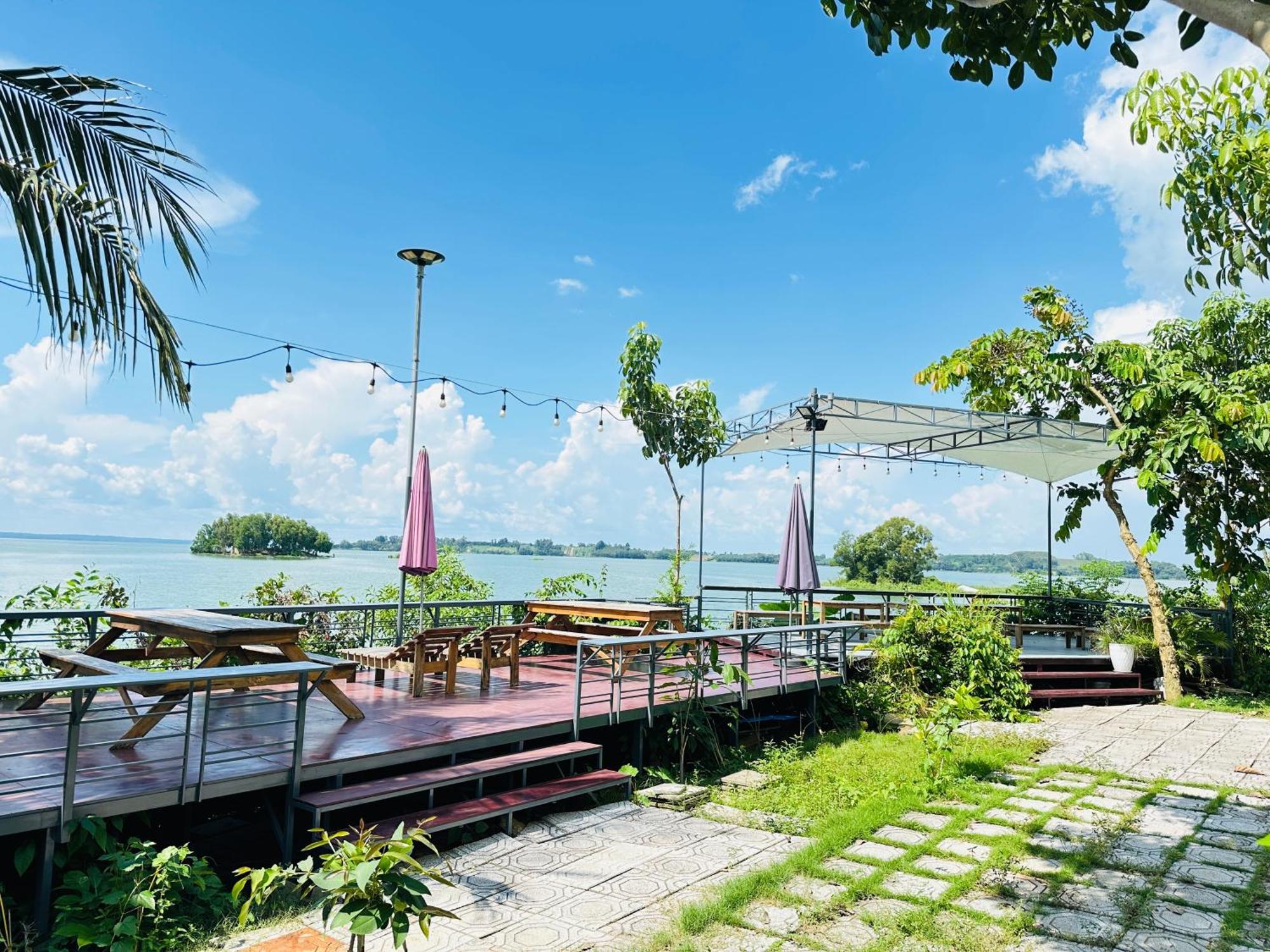 Ben Ho Homestay Xa Gia Tan Exteriér fotografie